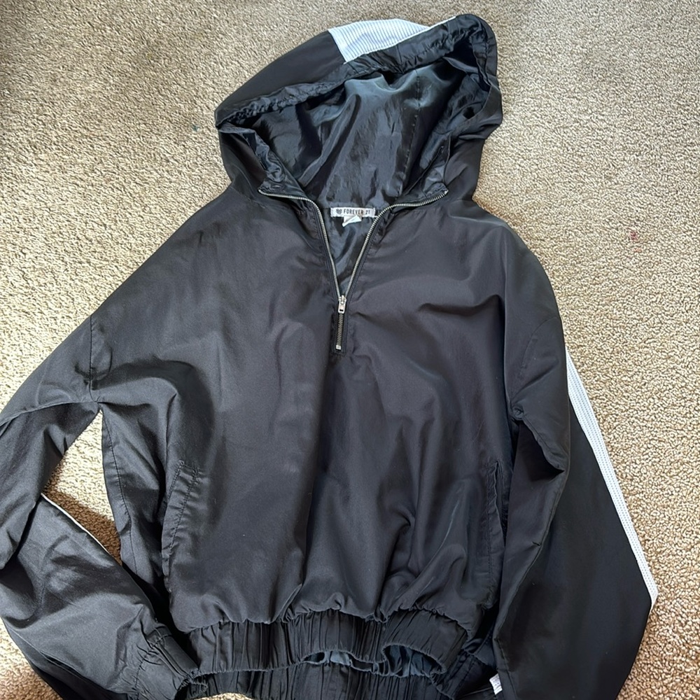 Cute black windbreaker
